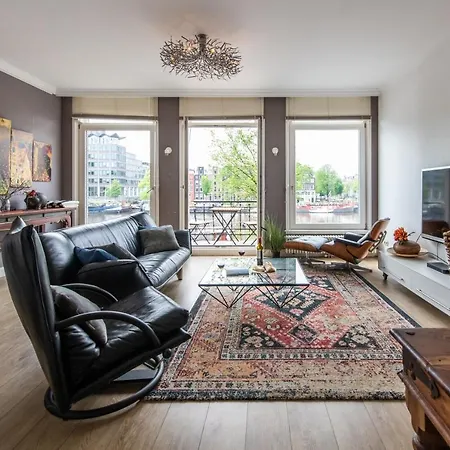 Apartment Amstel Riverside